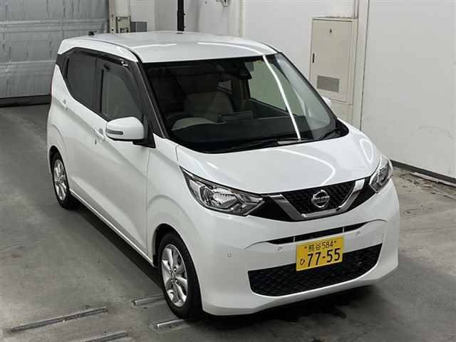 113 NISSAN DAYZ B43W 2020 г. (MIRIVE Saitama)