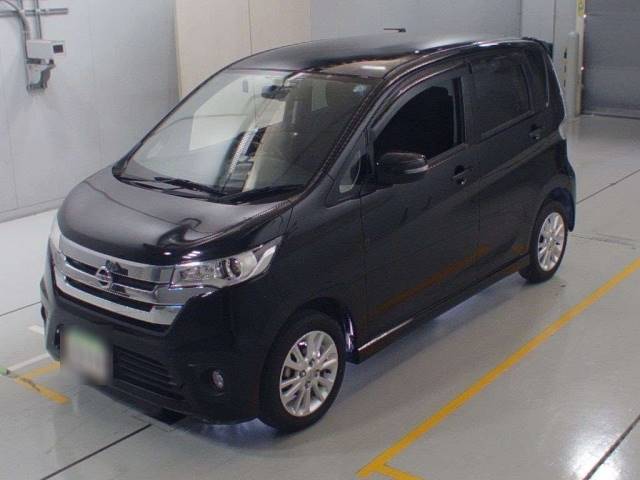 183 NISSAN DAYZ B21W 2014 г. (CAA Chubu)