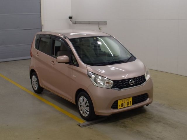 3010 NISSAN DAYZ B21W 2014 г. (NAA Tokyo)