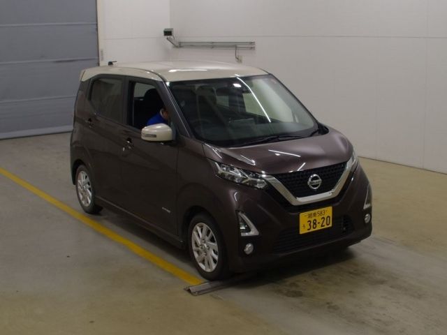 3035 NISSAN DAYZ B44W 2019 г. (NAA Tokyo)