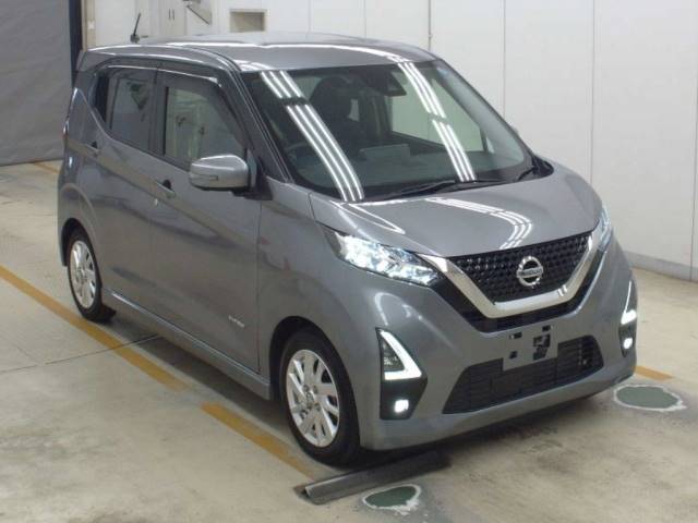 3066 NISSAN DAYZ B44W 2020 г. (NAA Osaka)