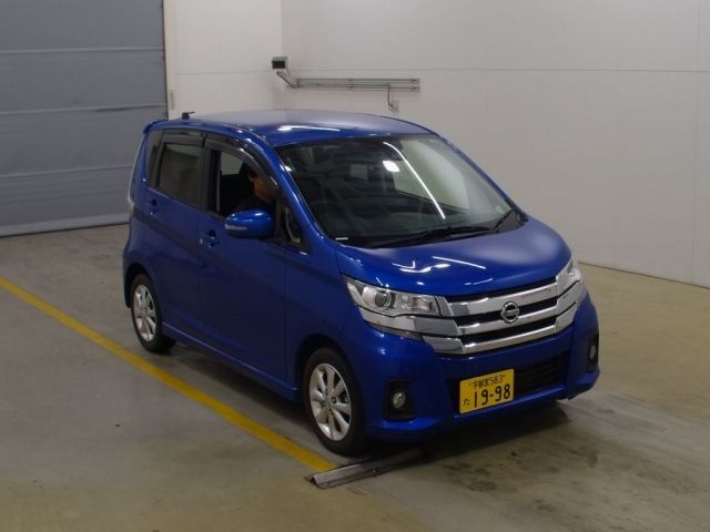 3068 NISSAN DAYZ B21W 2018 г. (NAA Tokyo)