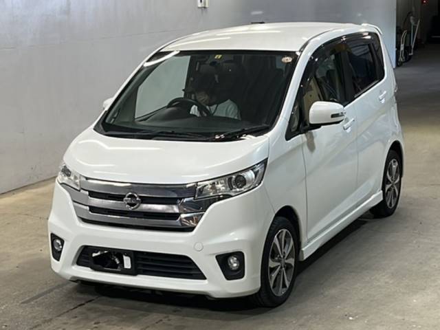 493 NISSAN DAYZ B21W 2014 г. (KCAA Fukuoka)