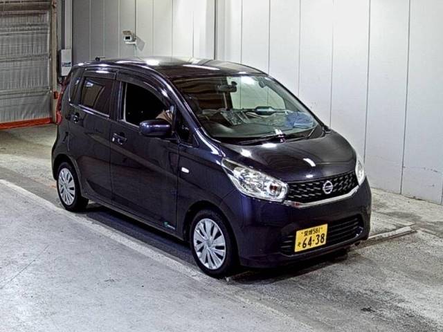 8027 NISSAN DAYZ B21W 2015 г. (LAA Shikoku)