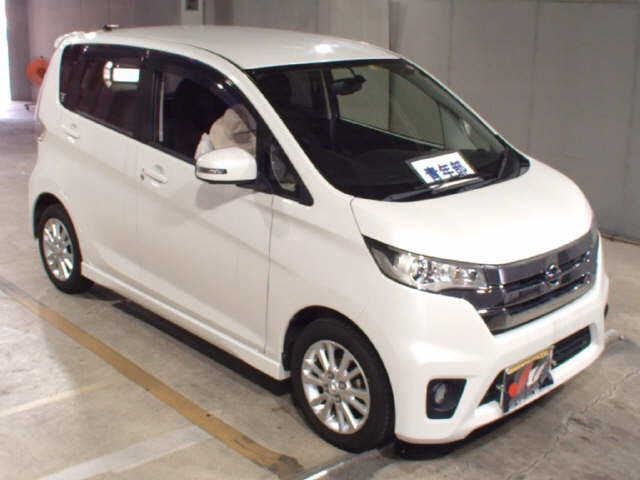 1118 NISSAN DAYZ B21W 2014 г. (JU Fukuoka)