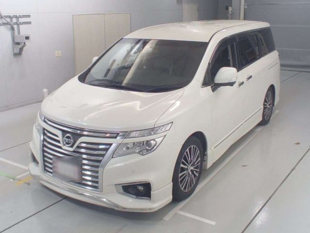 11117 NISSAN ELGRAND TE52 2015 г. (CAA Chubu)