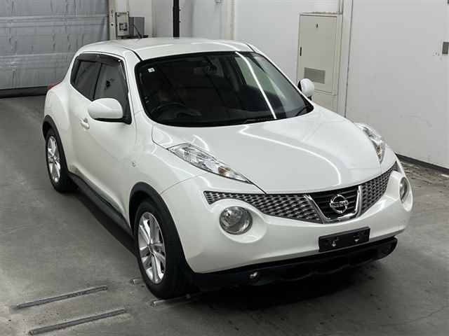 10117 NISSAN JUKE YF15 2012 г. (MIRIVE Saitama)