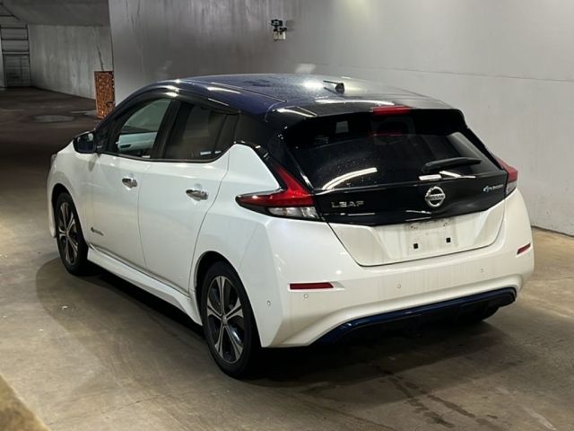 3060 NISSAN LEAF ZE1 2018 г. (KCAA Fukuoka)