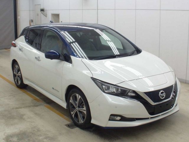 1 NISSAN LEAF ZE1 2020 г. (NAA Osaka)