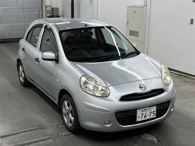 90324 NISSAN MARCH K13 2011 г. (MIRIVE Saitama)