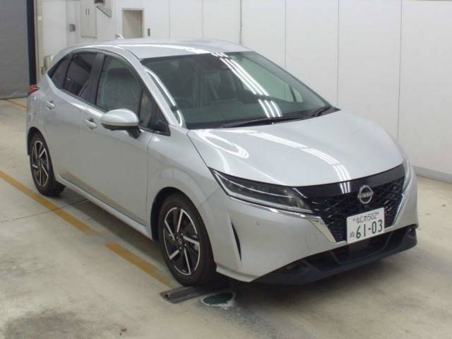 1002 NISSAN NOTE E13 2021 г. (NAA Osaka)