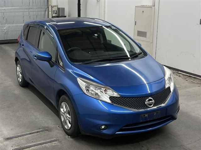 11031 NISSAN NOTE E12 2015 г. (MIRIVE Saitama)