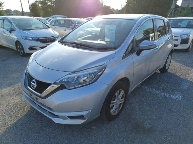 13614 NISSAN NOTE E12 2018 г. (LUM Tokyo Nyusatsu)