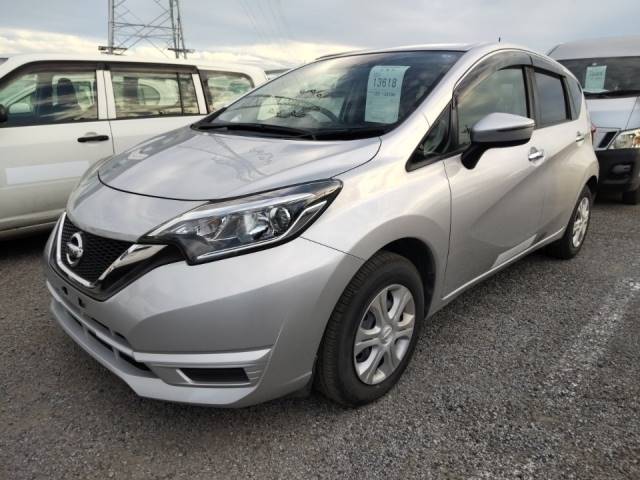 13618 NISSAN NOTE E12 2017 г. (LUM Tokyo Nyusatsu)