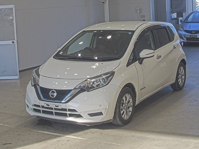 1818 NISSAN NOTE HE12 2018 г. (ARAI Oyama)