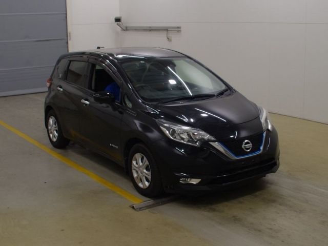 2004 NISSAN NOTE HE12 2017 г. (NAA Tokyo)