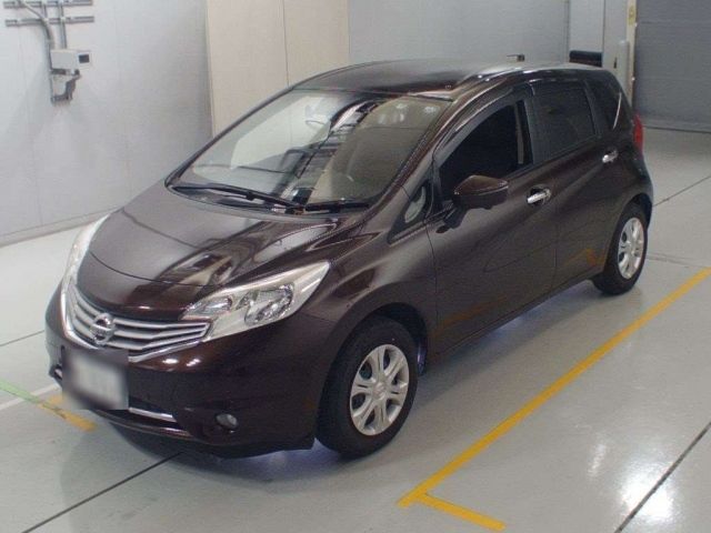 90826 NISSAN NOTE E12 2015 г. (CAA Chubu)