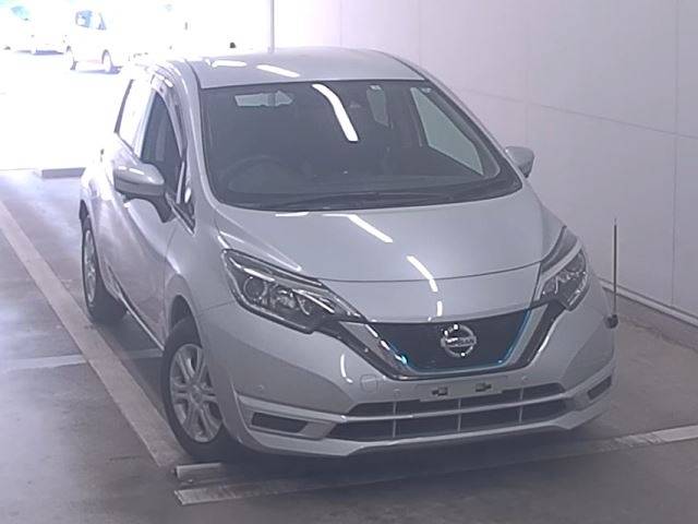 2552 NISSAN NOTE HE12 2017 г. (NAA Fukuoka)