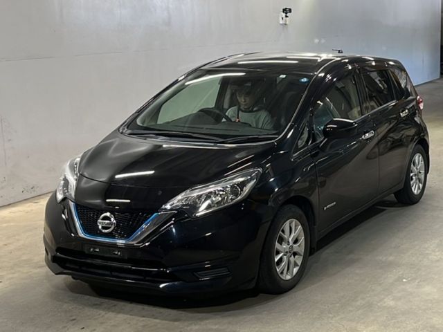 3017 NISSAN NOTE HE12 2018 г. (KCAA Fukuoka)