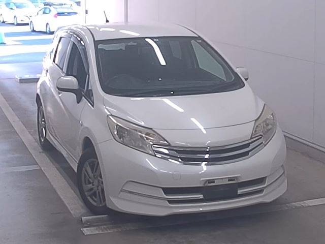 4035 NISSAN NOTE E12 2013 г. (NAA Fukuoka)