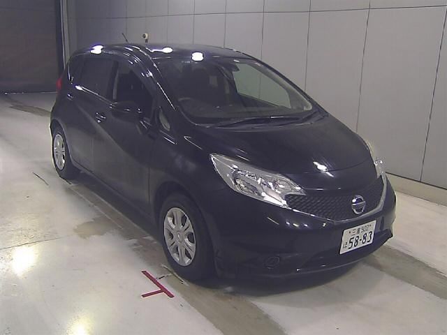 55165 NISSAN NOTE E12 2015 г. (Honda Nagoya)