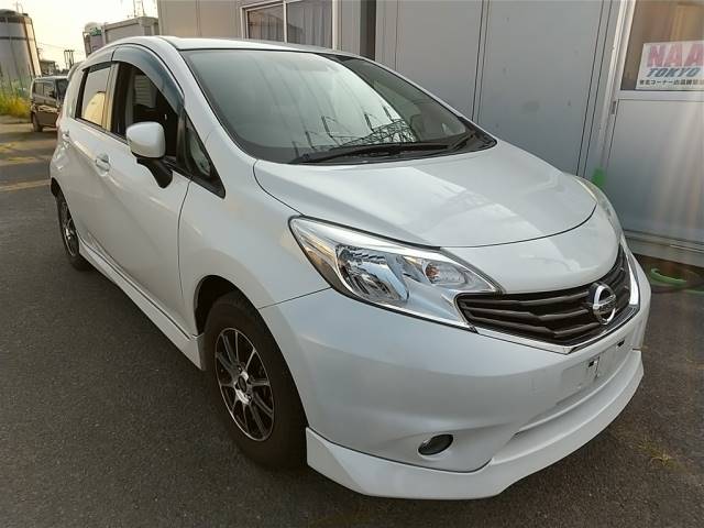 5806 NISSAN NOTE E12 2014 г. (NAA Tokyo)