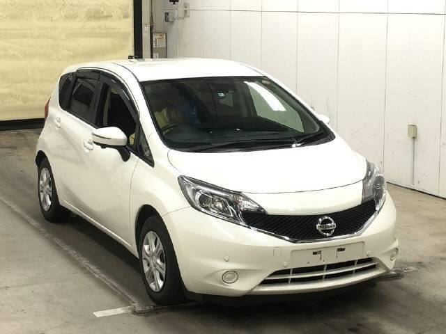 6085 NISSAN NOTE E12 2016 г. (IAA Osaka)