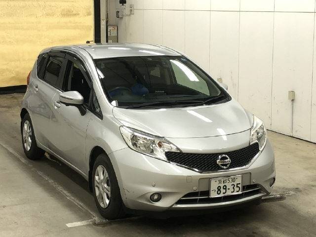 6118 NISSAN NOTE E12 2015 г. (IAA Osaka)