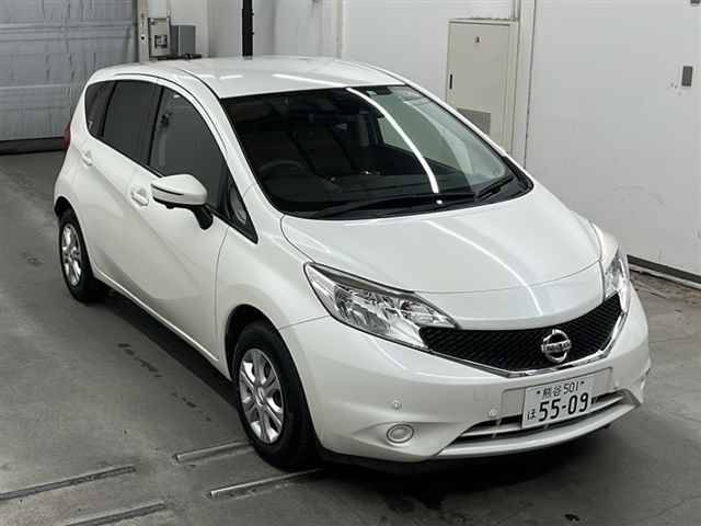 65270 NISSAN NOTE E12 2016 г. (MIRIVE Saitama)