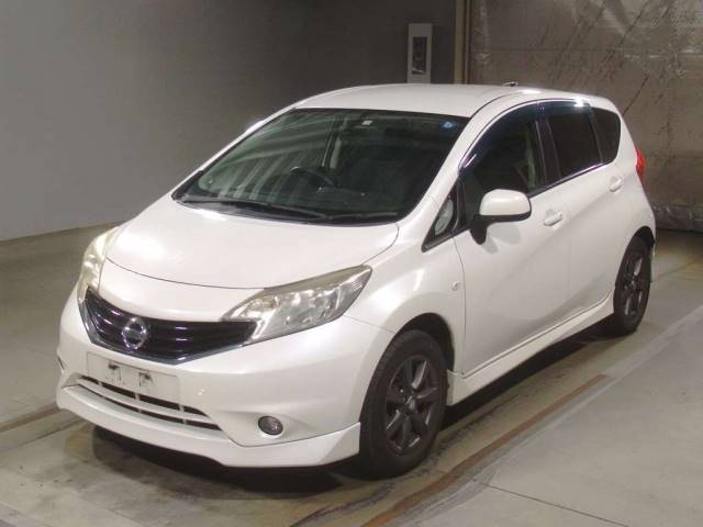 70013 NISSAN NOTE E12 2013 г. (TAA Kinki)