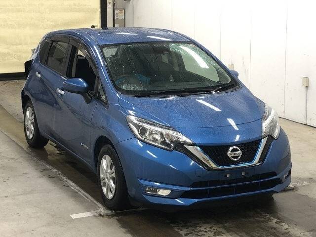 7005 NISSAN NOTE HE12 2017 г. (IAA Osaka)