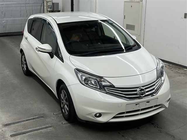 75208 NISSAN NOTE E12 2016 г. (MIRIVE Saitama)