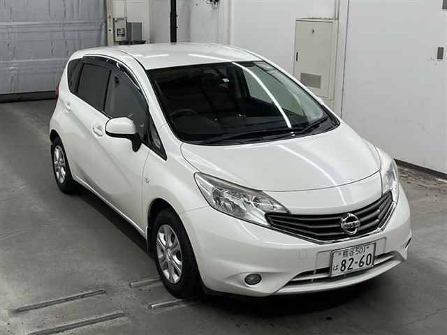 75211 NISSAN NOTE E12 2014 г. (MIRIVE Saitama)