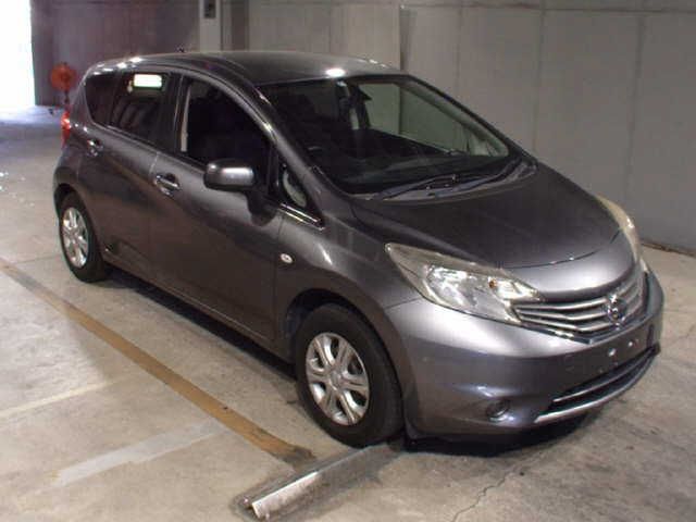 8213 NISSAN NOTE E12 2013 г. (JU Fukuoka)