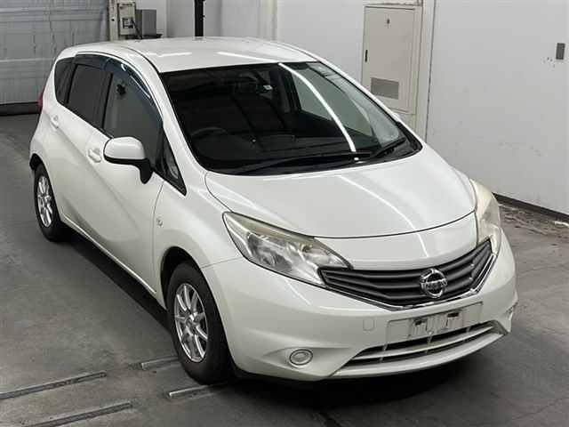 90062 NISSAN NOTE E12 2012 г. (MIRIVE Saitama)