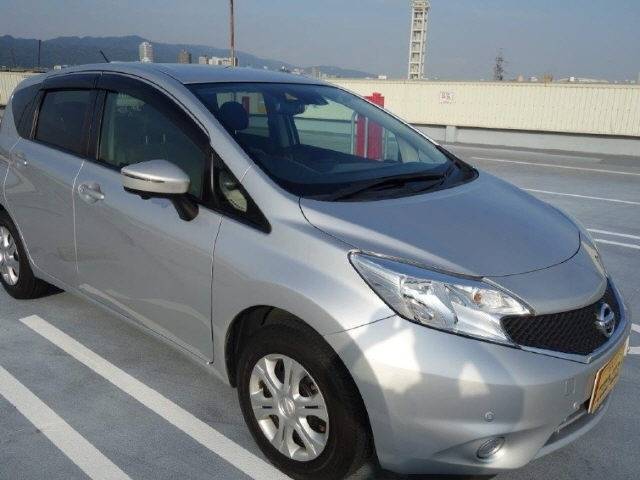 9013 NISSAN NOTE E12 2015 г. (IAA Osaka)