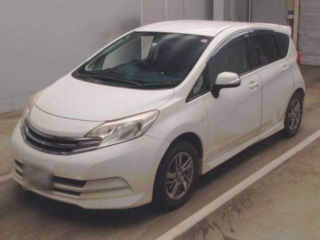 9025 NISSAN NOTE E12 2013 г. (TAA Kantou)