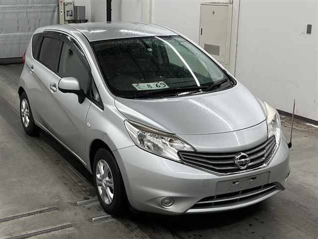 90343 NISSAN NOTE E12 2012 г. (MIRIVE Saitama)