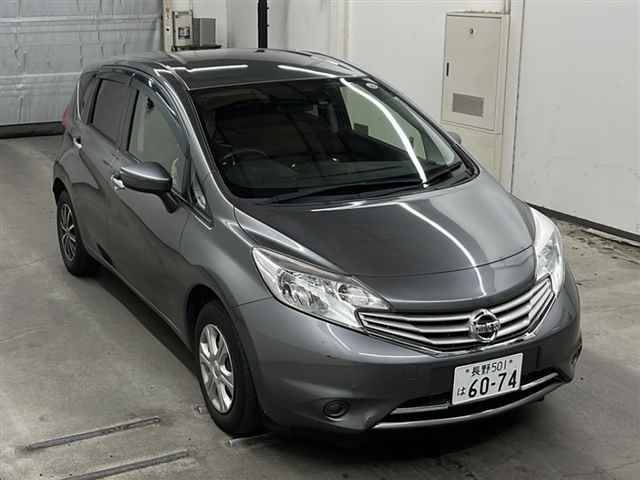 90445 NISSAN NOTE NE12 2016 г. (MIRIVE Saitama)