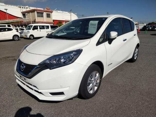 9862 NISSAN NOTE HE12 2018 г. (LUM Kobe Nyusatsu)