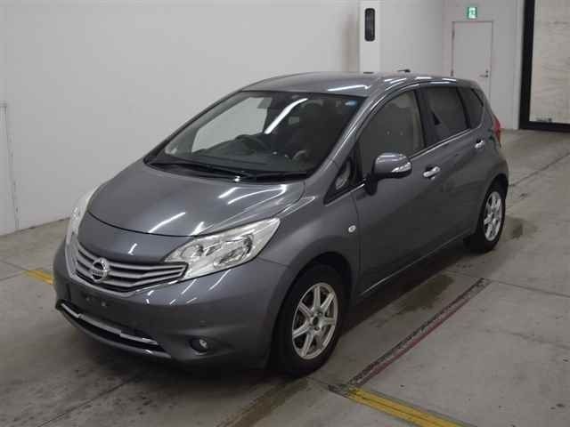 60310 NISSAN NOTE E12 2014 г. (MIRIVE Osaka)