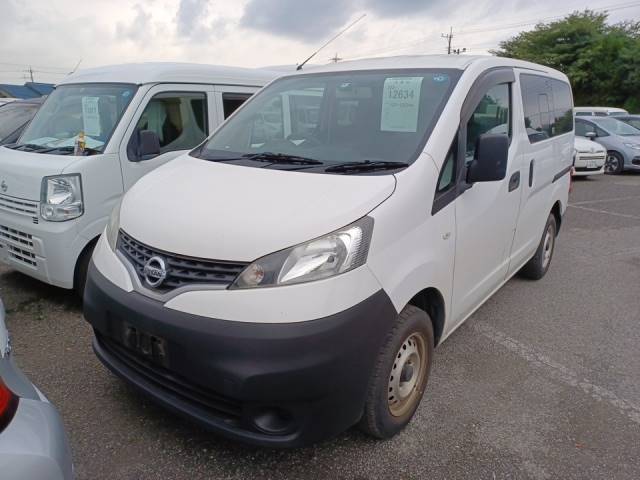 12634 NISSAN NV200 VM20 2016 г. (LUM Tokyo Nyusatsu)