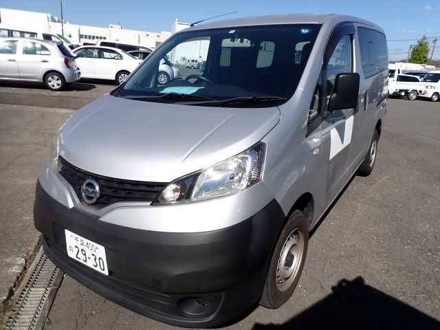 49 NISSAN NV200 VM20 2017 г. (ORIX Atsugi Nyusatsu)