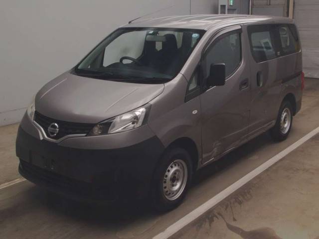 62033 NISSAN NV200 VM20 2018 г. (TAA Kantou)