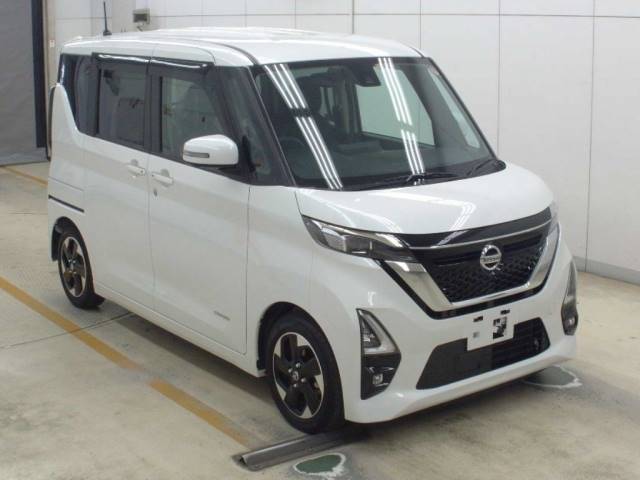 3060 NISSAN ROOX B44A 2021 г. (NAA Osaka)