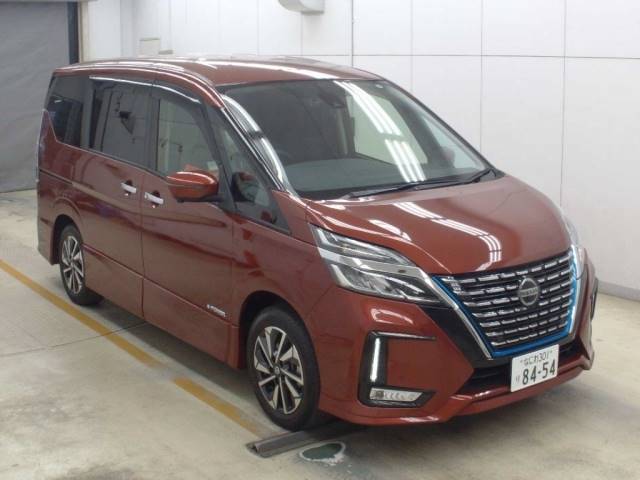 1017 NISSAN SERENA HFC27 2019 г. (NAA Osaka)