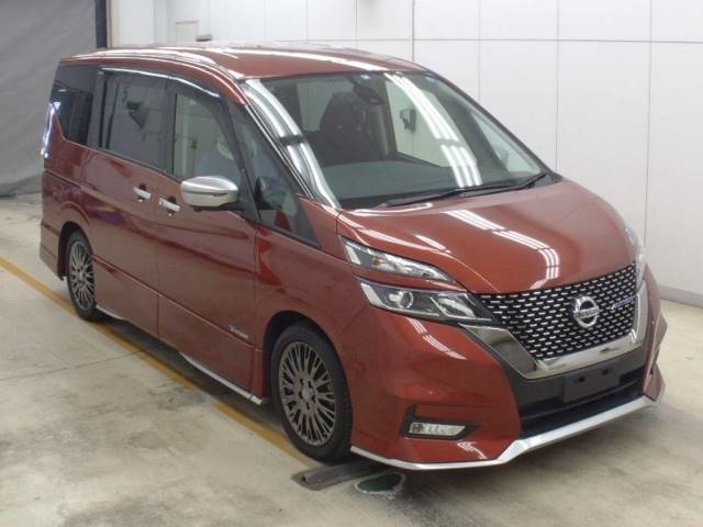 1039 NISSAN SERENA GC27 2018 г. (NAA Osaka)