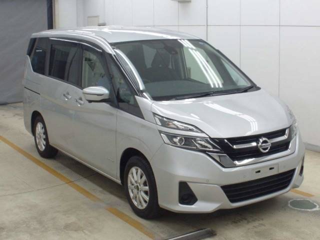 1042 NISSAN SERENA GC27 2018 г. (NAA Osaka)