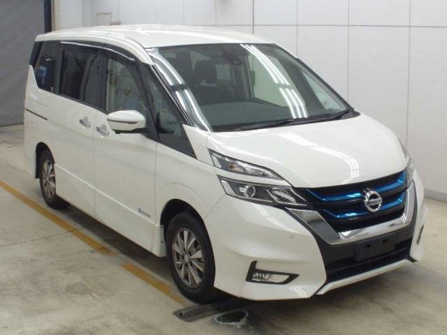 1047 NISSAN SERENA HFC27 2018 г. (NAA Osaka)