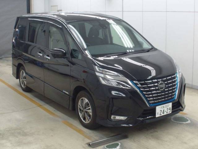 1047 NISSAN SERENA HFC27 2021 г. (NAA Osaka)